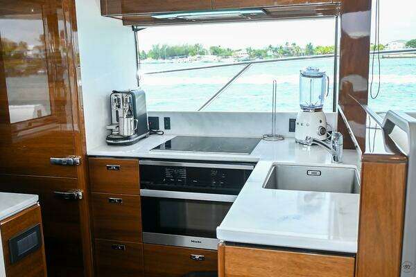 Princess S62 Yacht For Sale