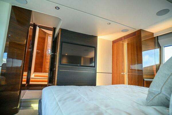 Princess S62 Yacht For Sale