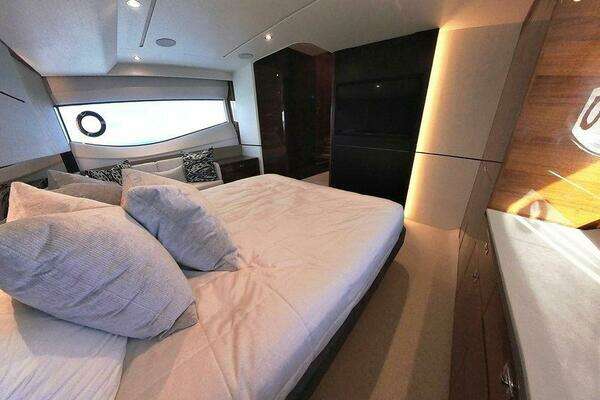 Princess S62 Yacht For Sale