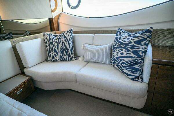 Princess S62 Yacht For Sale