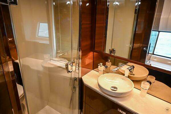 Princess S62 Yacht For Sale