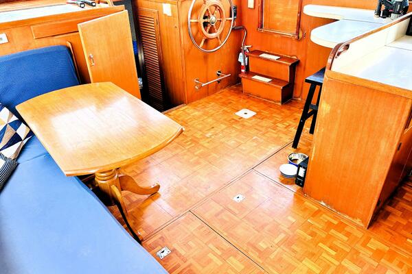 40ft DeFever Yacht For Sale