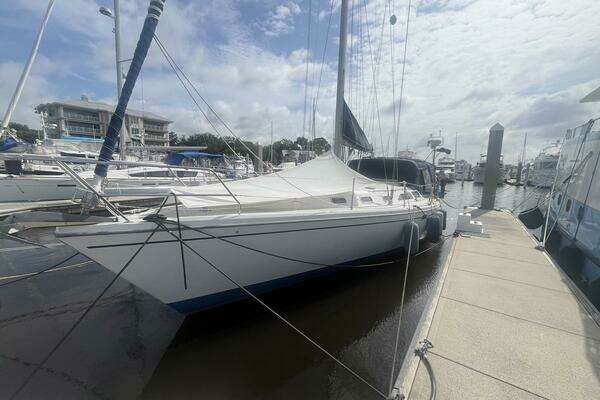 Photo of the 1999 Catalina 42 MK II "Bella Vita"