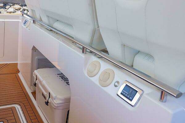 Tiara Yachts 43 LS Yacht For Sale