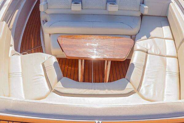 Tiara Yachts 43 LS Yacht For Sale