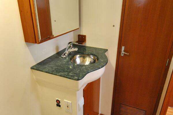 Eagle Eagle 40 Yacht For Sale