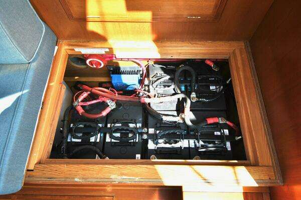 Eagle Eagle 40 Yacht For Sale