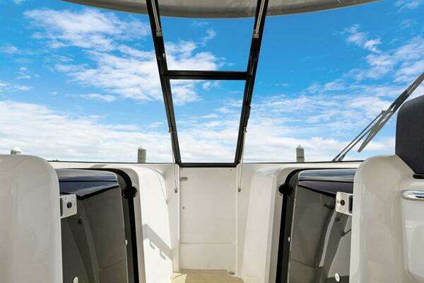 Aquila 36 Sport Yacht For Sale