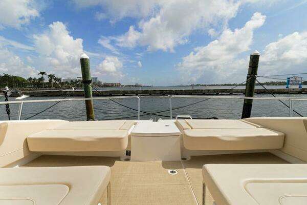 Aquila 36 Sport Yacht For Sale