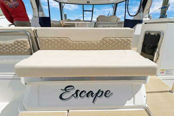 Aquila 36 Sport Yacht For Sale