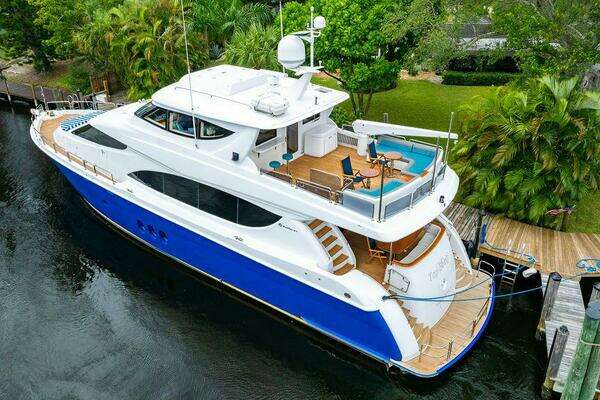 2007 Hatteras 80