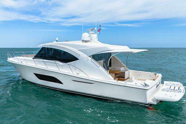 Riviera 575 SUV Yacht For Sale
