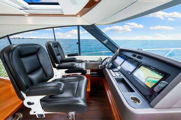 Riviera 575 SUV Yacht For Sale