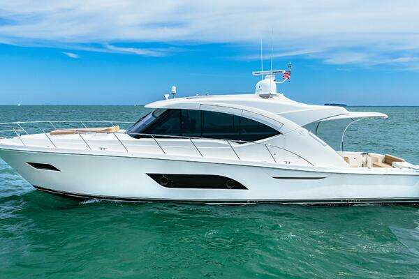 Riviera 575 SUV Yacht For Sale