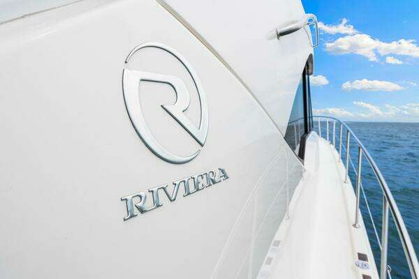 Riviera 575 SUV Yacht For Sale