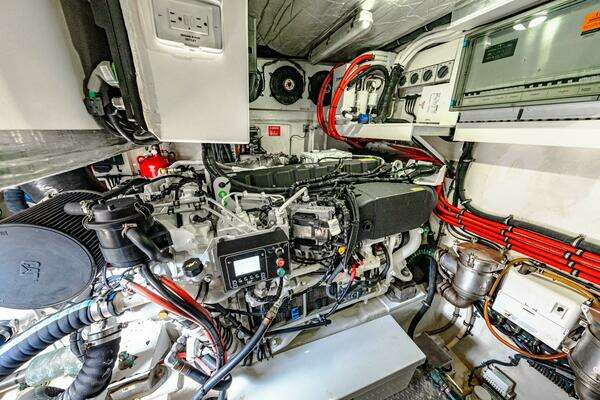Riviera 575 SUV Yacht For Sale
