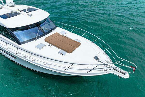 Riviera 575 SUV Yacht For Sale