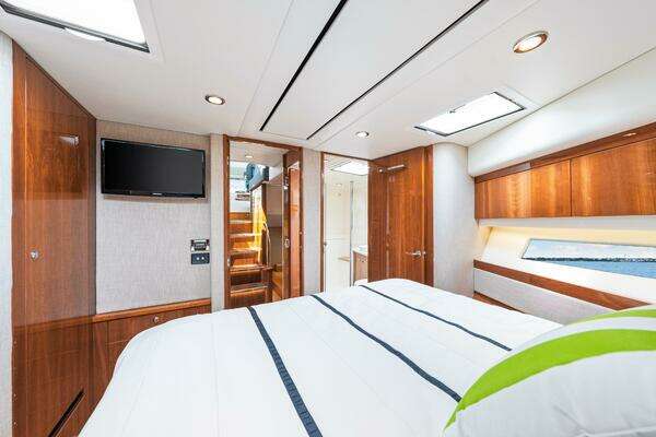 Riviera 575 SUV Yacht For Sale