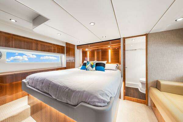 Riviera 575 SUV Yacht For Sale
