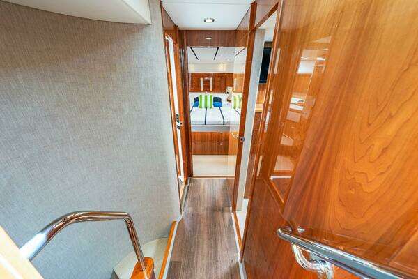 Riviera 575 SUV Yacht For Sale