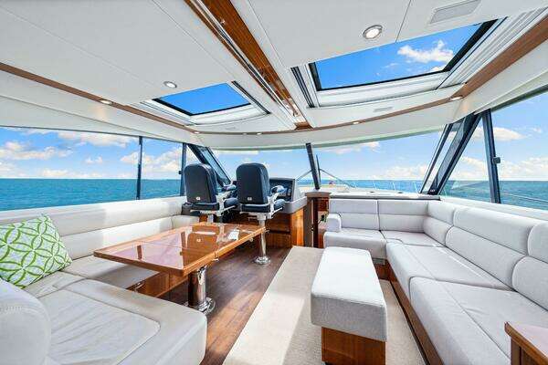 Riviera 575 SUV Yacht For Sale