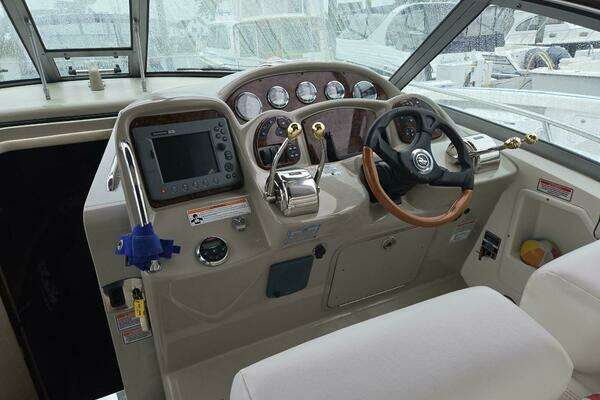 Photo of the 2006 Sea Ray 320 Sundancer "ALLIE & EMMIE"