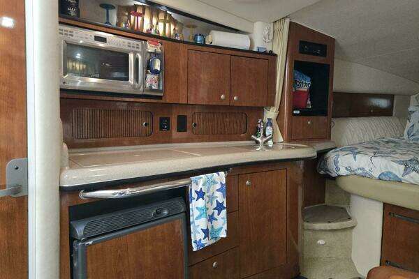 Photo of the 2006 Sea Ray 320 Sundancer "ALLIE & EMMIE"