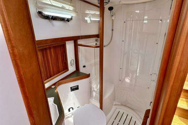 Sabreline Flybridge Yacht For Sale