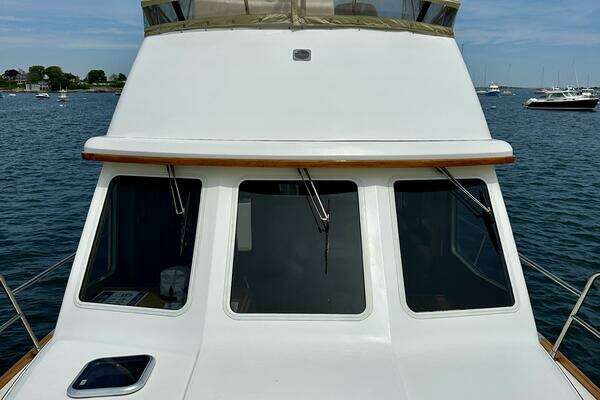 Sabreline Flybridge Yacht For Sale