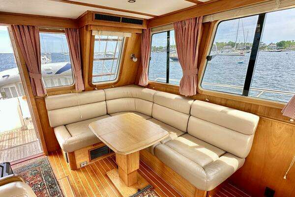 Sabreline Flybridge Yacht For Sale