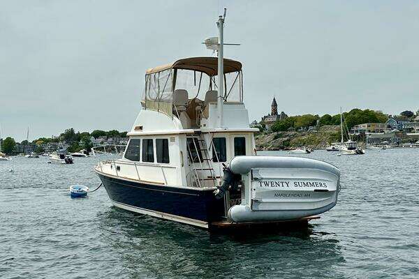 Sabreline Flybridge Yacht For Sale