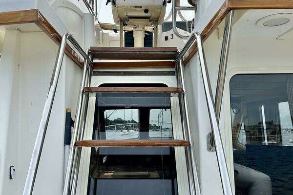 Sabreline Flybridge Yacht For Sale