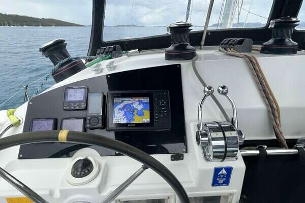 Lagoon  Yacht For Sale