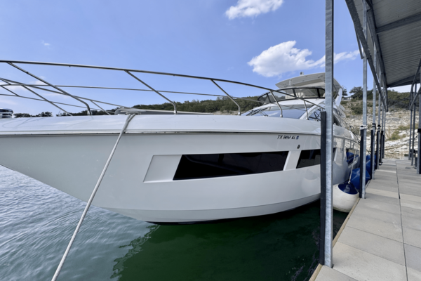 Cruisers Yachts 60 FLY Yacht For Sale
