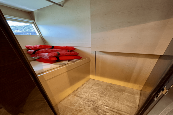 Cruisers Yachts 60 FLY Yacht For Sale