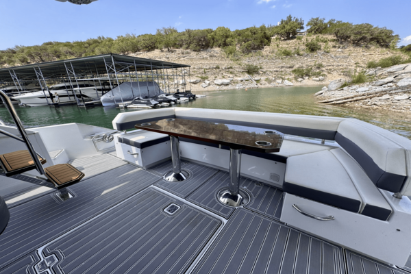 Cruisers Yachts 60 FLY Yacht For Sale