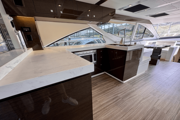 Cruisers Yachts 60 FLY Yacht For Sale