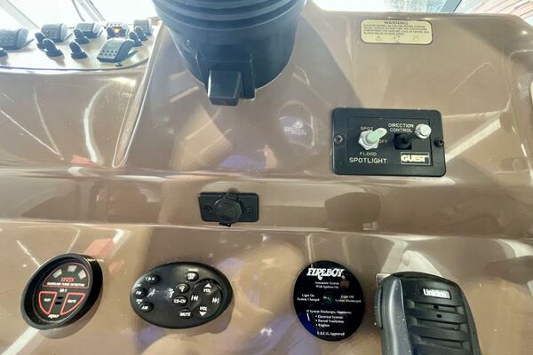 24ft Regal Yacht For Sale