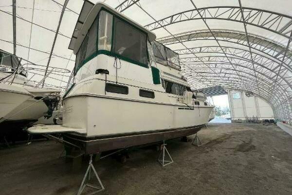 Liquid Asset 36ft Carver Yacht For Sale