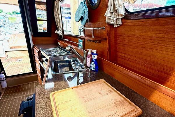 Bookdocker 28ft Ranger Tugs Yacht For Sale