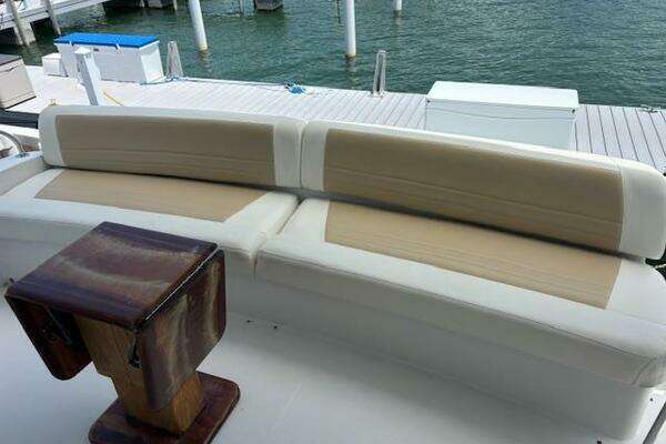 Scout 400 LXF Yacht For Sale