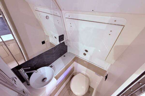Scout 400 LXF Yacht For Sale