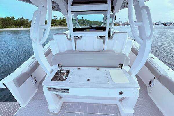 Scout 400 LXF Yacht For Sale