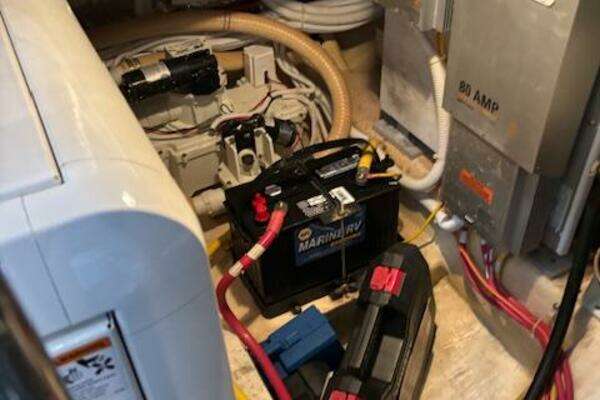 Carver 43 Motor Yacht Yacht For Sale