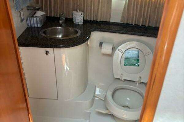 Scout 400 LXF Yacht For Sale