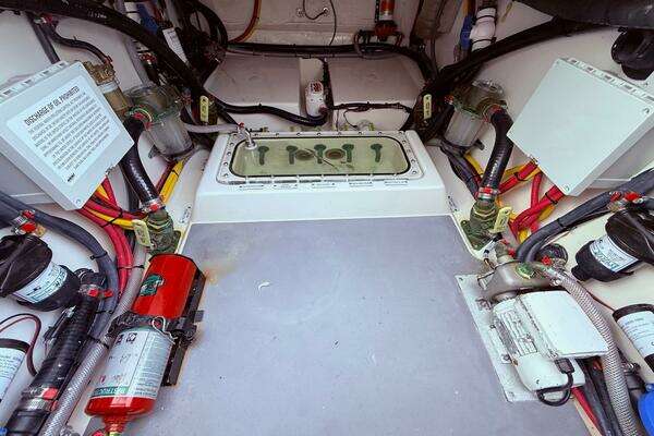 Carver 43 Motor Yacht Yacht For Sale