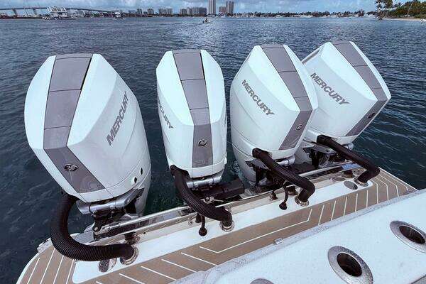 Carver 43 Motor Yacht Yacht For Sale