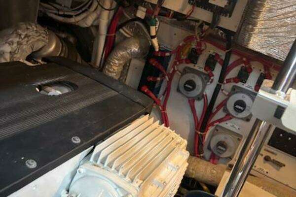 Scout 400 LXF Yacht For Sale
