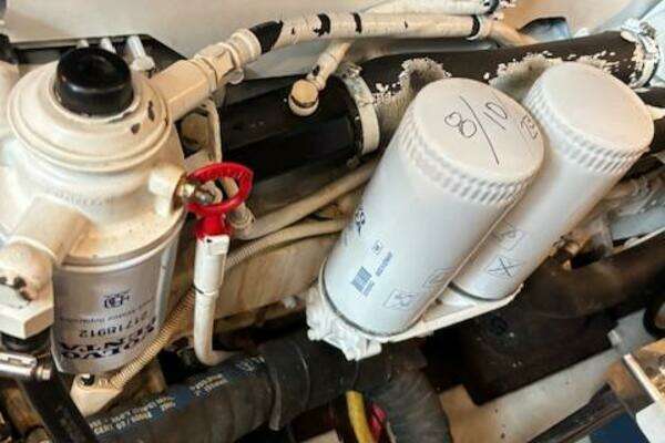 Carver 43 Motor Yacht Yacht For Sale