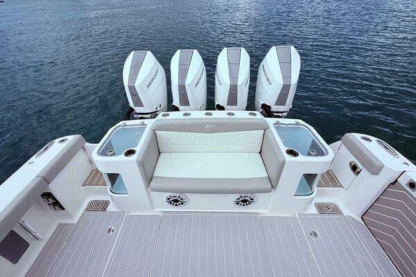 Scout 400 LXF Yacht For Sale